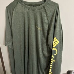 Columbia shirt, size, large, gray, and color with the yellow writing